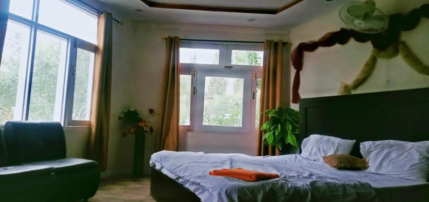 Saspolo Chain Of G House Skardu Bagian luar foto